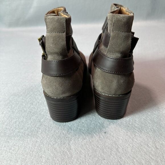 Vionic Mana Boots Womens 6.5 Orthaheel Grey‎ Suede Buckle Straps Block Heel - Picture 4 of 7